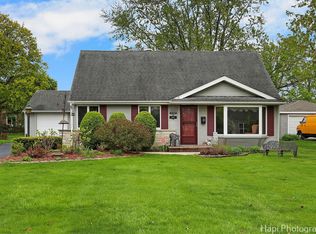 3207 Knollwood Ln, Glenview, IL