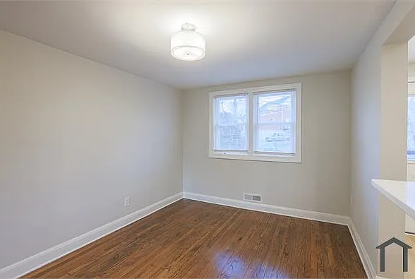 1302 Kenton Rd — Photo 6