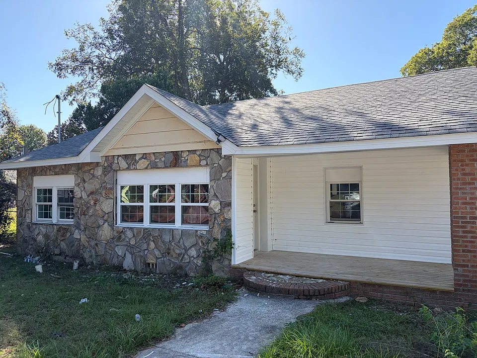504 Georgetown St