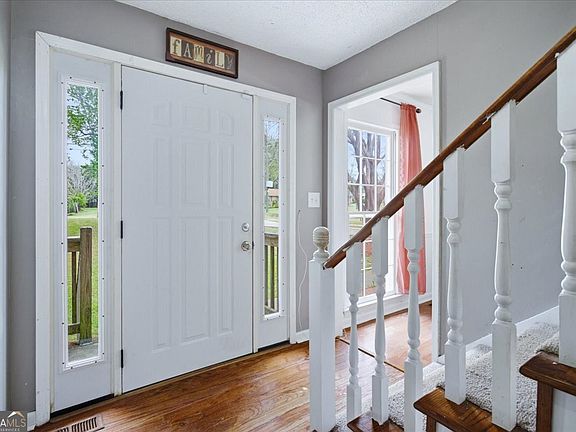 5th image of 204 Maddox Rd