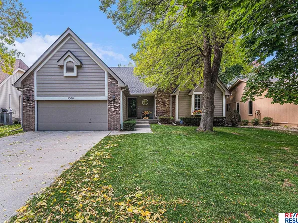 1306 N 150th St, Omaha, NE 68154
