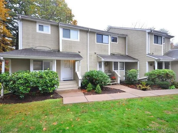 17 Wiggins Farm Drive #A, Simsbury, CT 06070