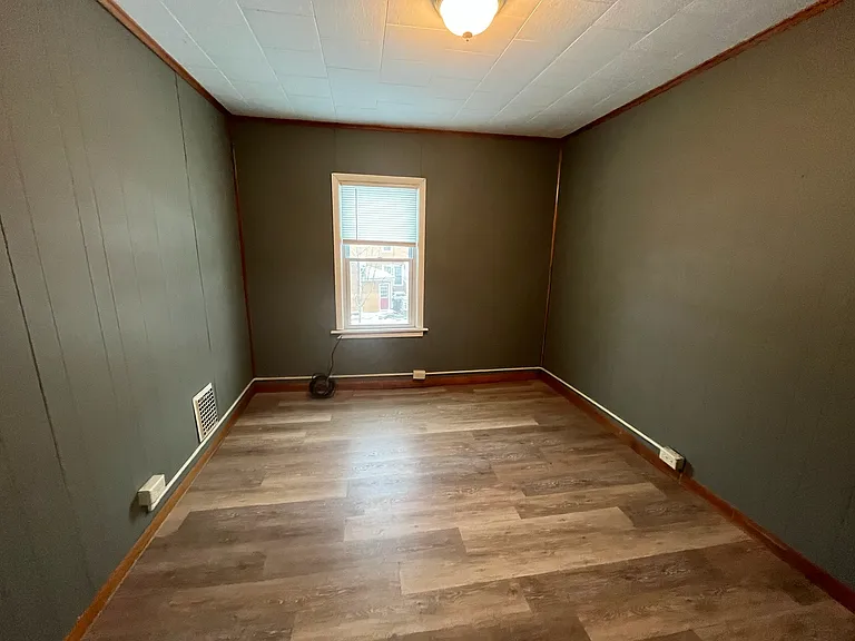 316-318 S Frankfort St #2 — Photo 6