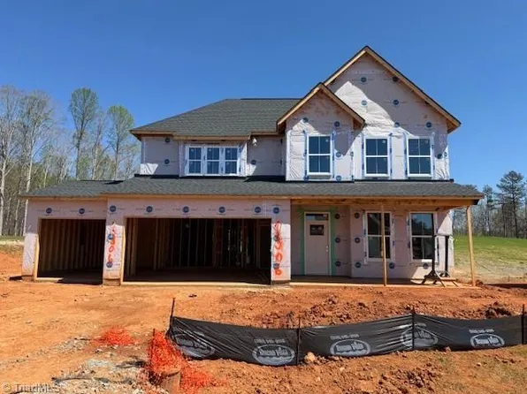 1306 Creek Knoll Dr, Lewisville, NC 27023