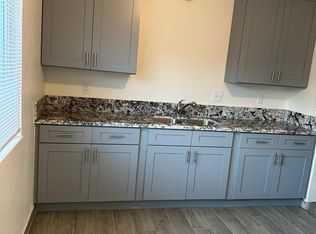 824 N Rinaldi St #2, Visalia, CA 93291