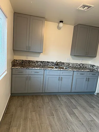 824 N Rinaldi St #2 Photo 1
