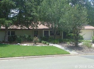 1217 NW 39th Dr, Gainesville, FL 32605