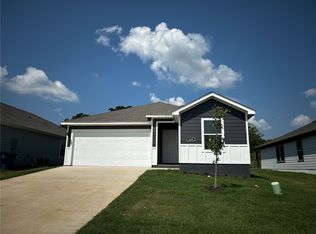 205 NW Pinwheel St, Gentry, AR 72734