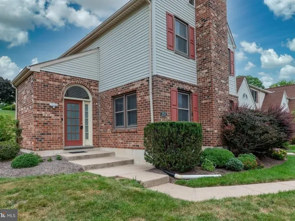 253 Stone Ridge Dr #253, Norristown, PA 19403