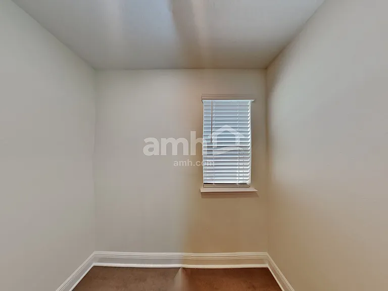 27165 Saint Andrews Ave — Photo 13