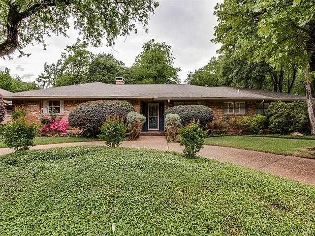 1st image of 1719 Green Oaks Dr