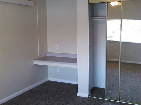 4th image of 417 S 9th St #8838846