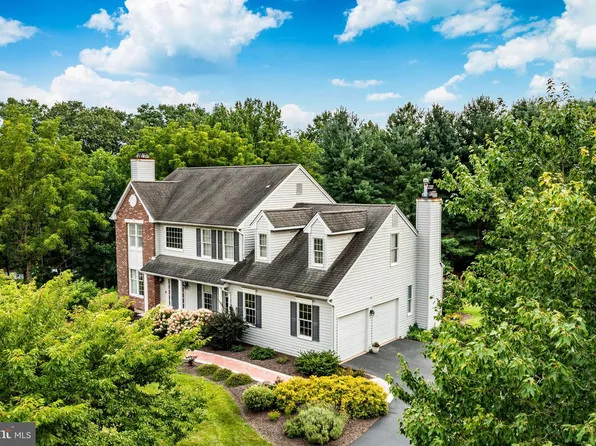 1204 Hamilton Dr, West Chester, PA 19380