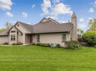 1917 Elm Cir, West Des Moines, IA 50265