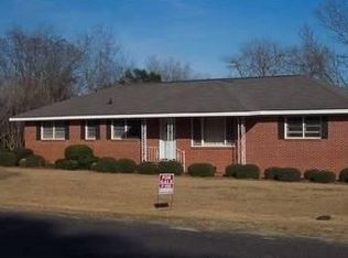 42 S Myrtle St, Wrightsville, GA 31096