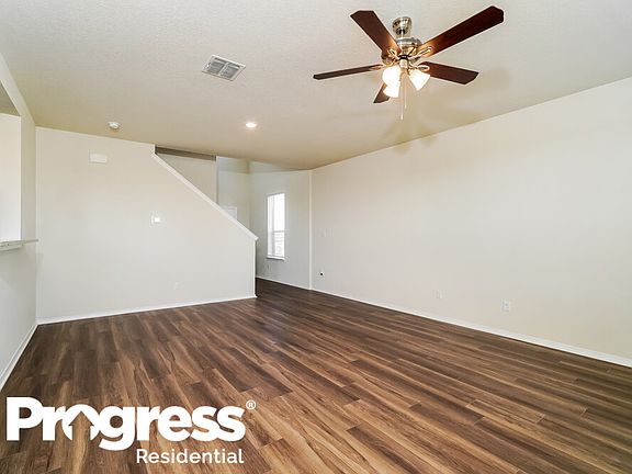 5th image of 293 Cobb Branch Dr