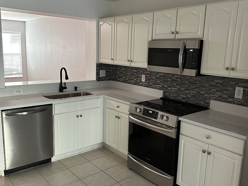 1st image of 2553 Harn Blvd