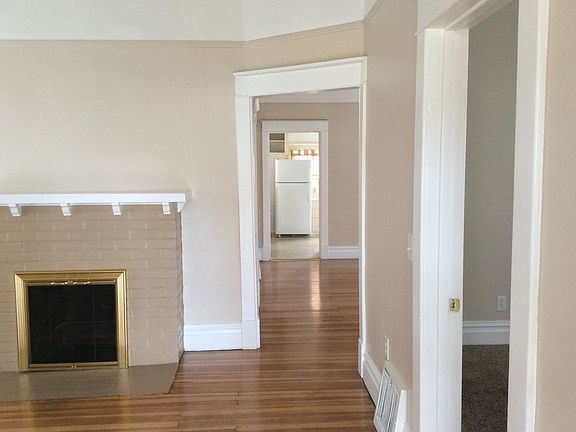 4th image of 1113 W York Ave