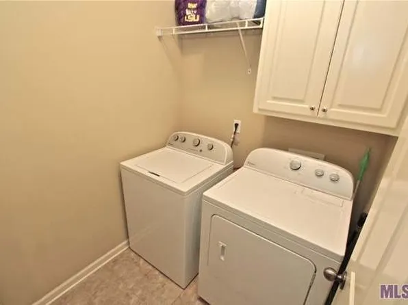 9039 Lake Mist Dr, Baton Rouge, LA 70810