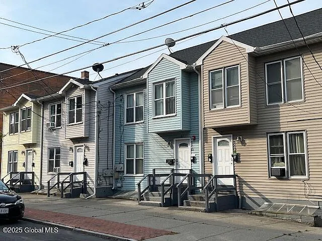 106 Morris St #2