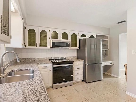 4th image of 4716 Soapstone Dr
