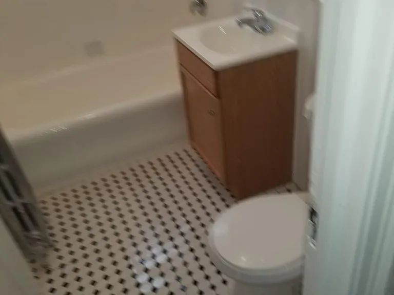 117 Crescent Ave — Photo 2