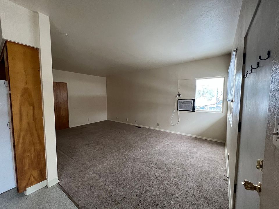 1st image of 1035 Stephens Ave #4