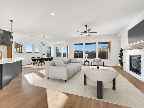 7th image of this home