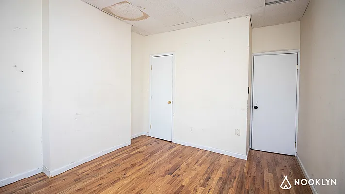 Rented by Nooklyn NYC LLC | media 11