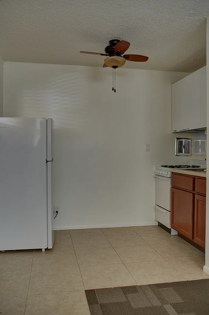 333 S. Alarcon Street — Photo 3