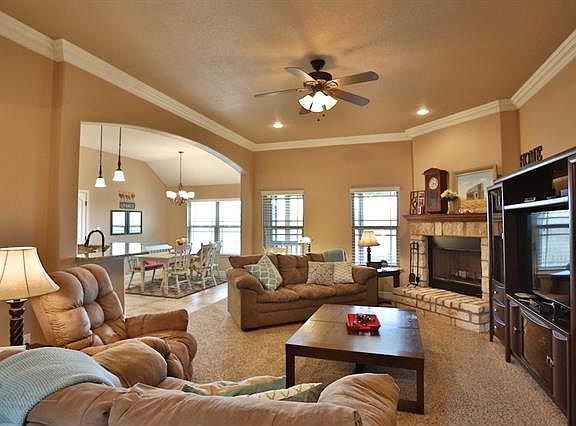 5th image of 4073 Esman Ct