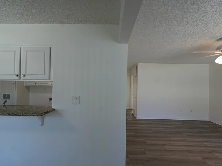 5157 1/4 E Santa Ana St #5201-1/2 — Photo 3