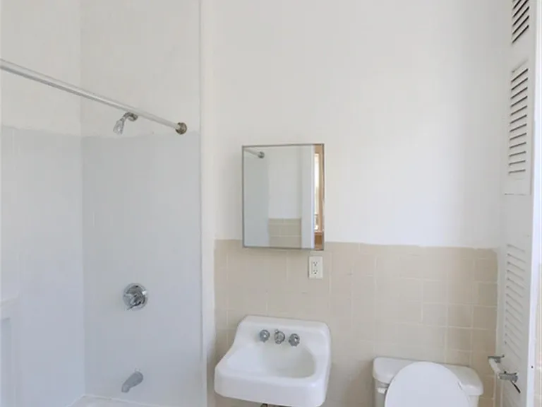 64 Vinal Ave — Photo 11