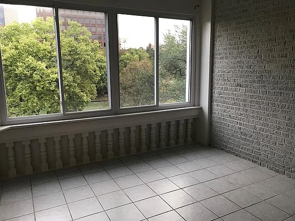 2nd image of 4508 J C Nichols Pkwy APT 3S
