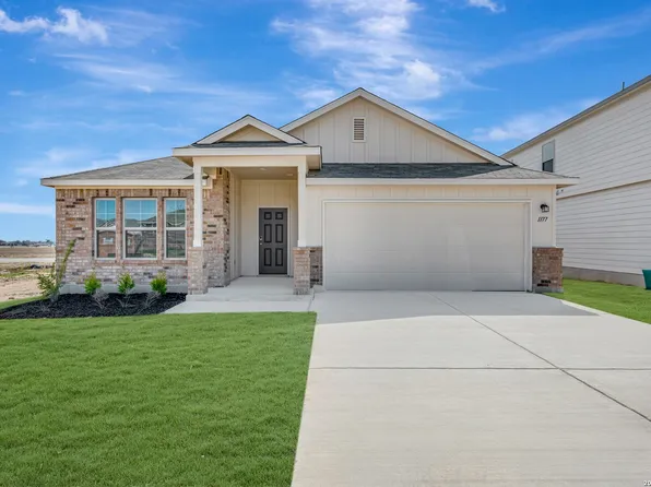 1177 Limestone Ridge, Seguin, TX 78155