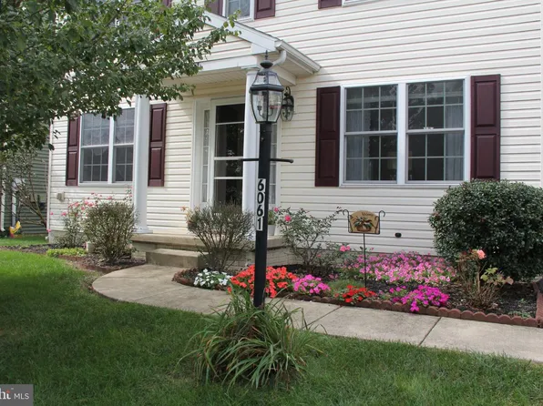 6061 Bayberry Ave, Manheim, PA 17545