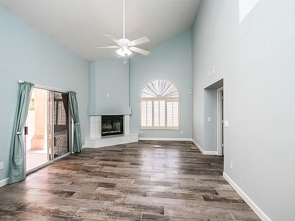 5th image of 3233 E Briarwood Ter