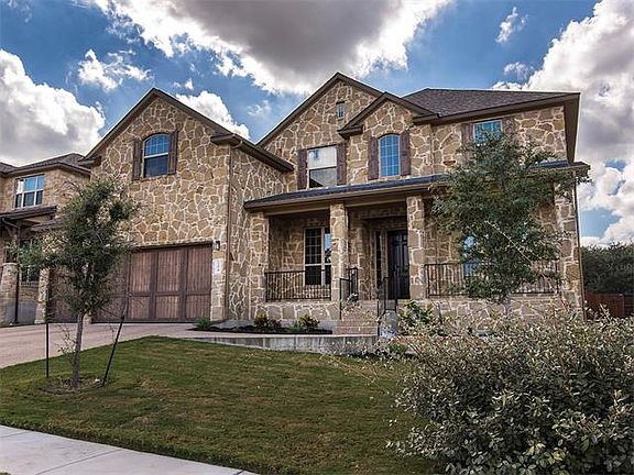 3rd image of 209 Dakota Dr