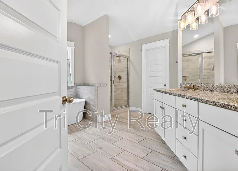 6230 Gordon Rd — Photo 43