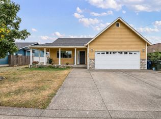 3125 V St, Springfield, OR 97477