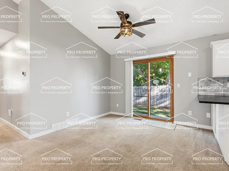 2526 10th St SW — Photo 7