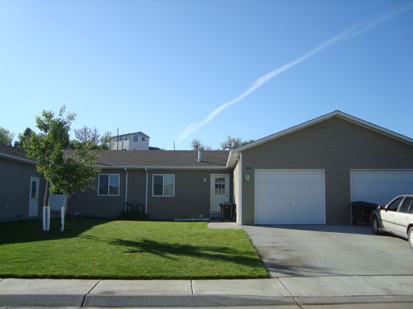 1220 White Water Ave #1