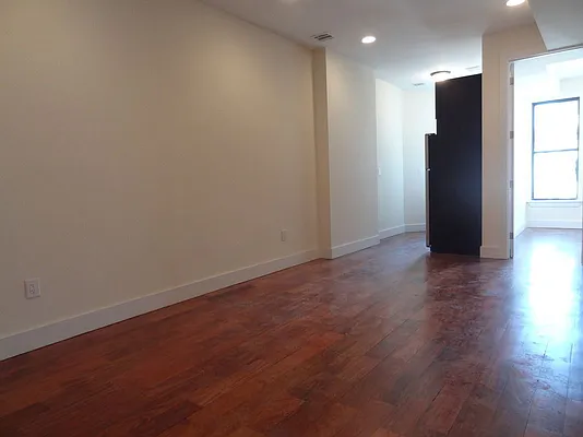 Rented by Ivy Properties | media 18