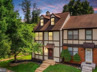 42 Millard Ct, Sterling, VA 20165