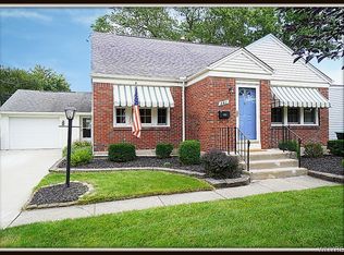 201 Burnside Dr, Tonawanda, NY 14150