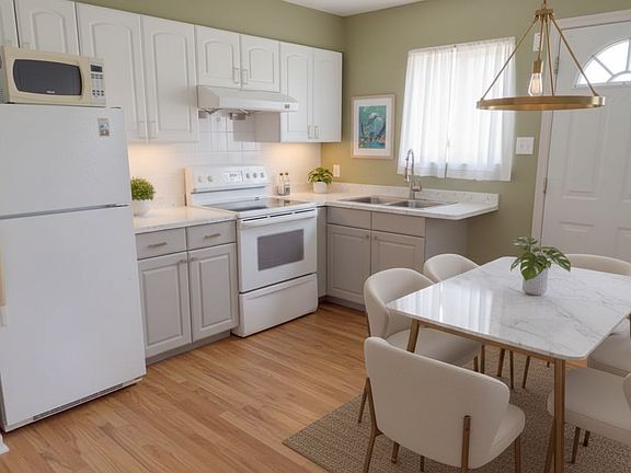 4th image of 6765 Imperial St #18