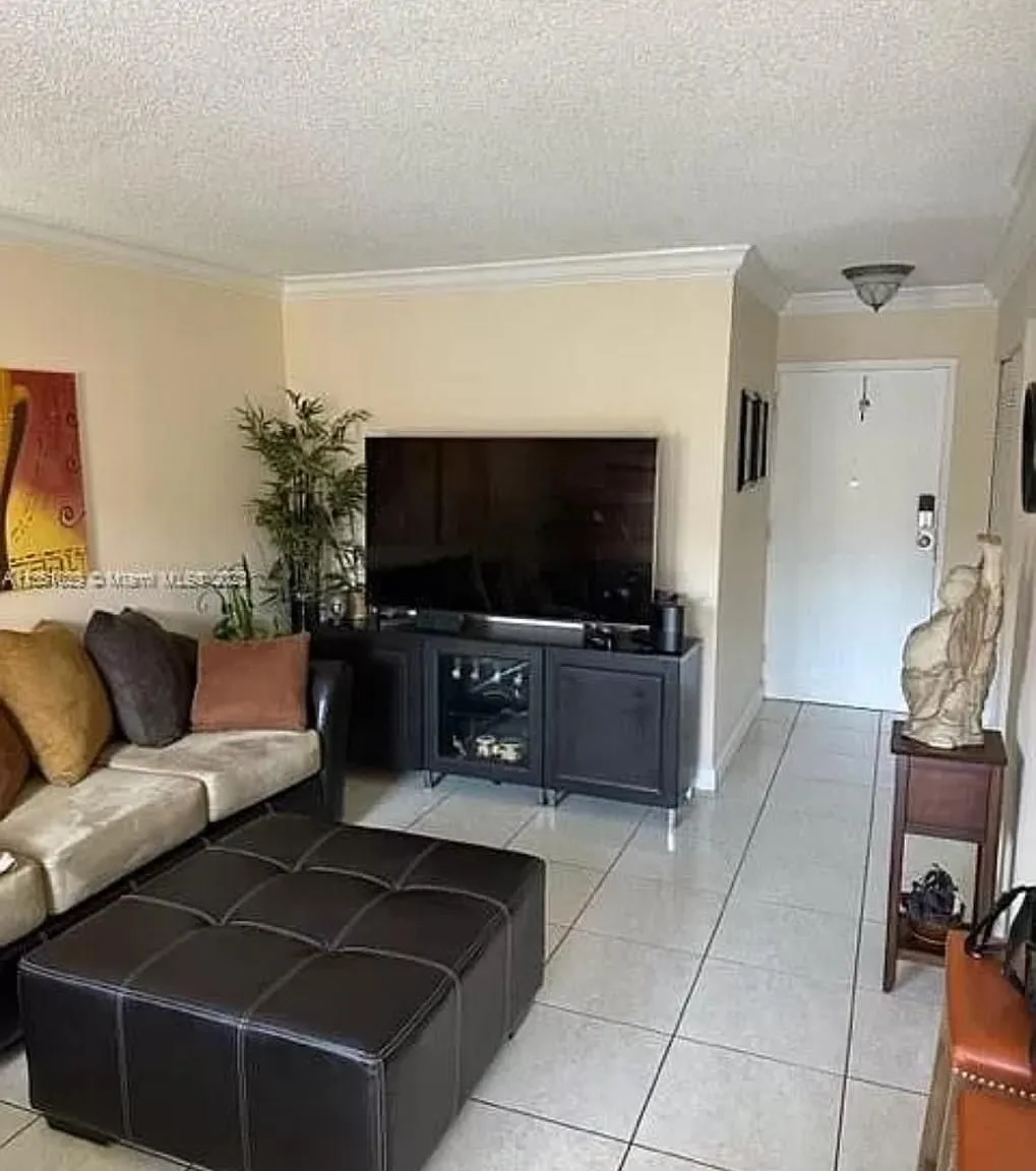 9300 W Flagler St — Photo 3