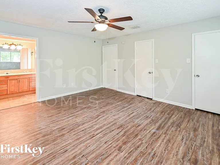 13706 Oleoke Ln — Photo 9