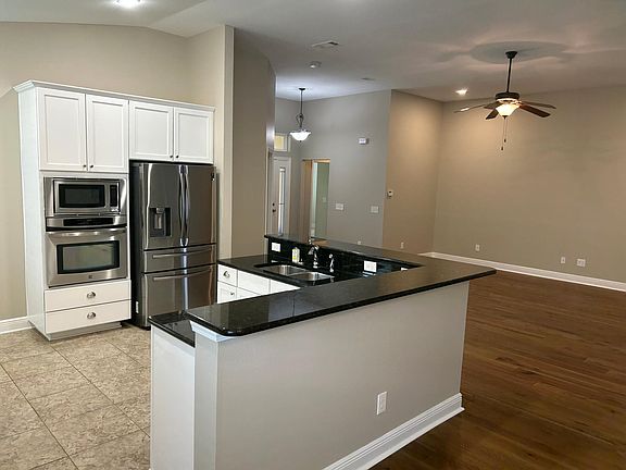 3rd image of 8733 Rush Ln