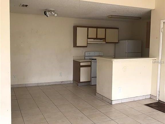 4th image of 2131 Cascades Blvd Unit 305